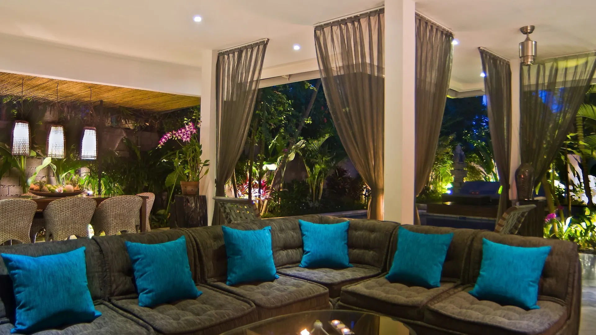 Villa Eindra Seminyak